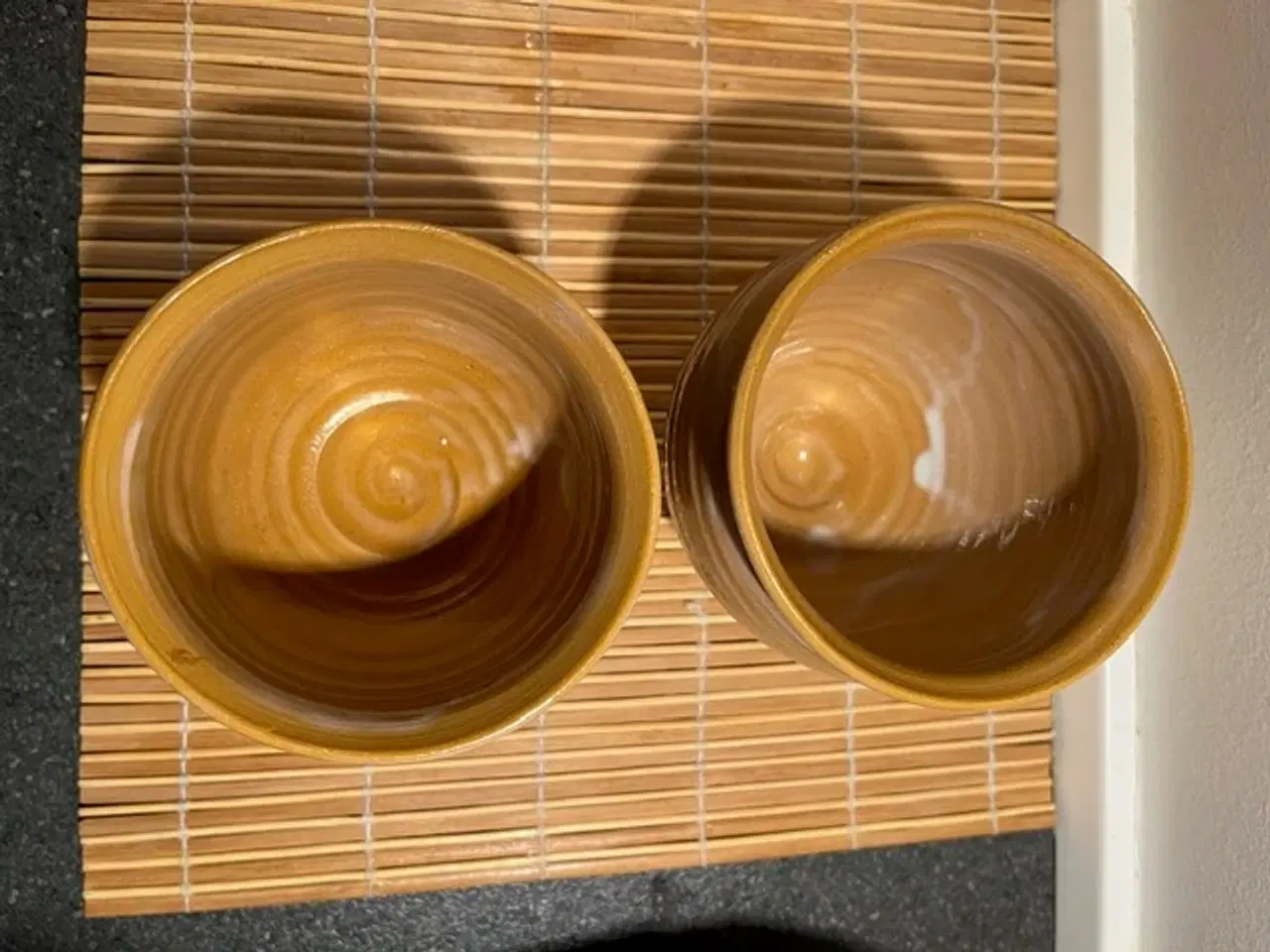 Billede 3 - 2 flotte "middelalderkrus" fra Worgaard