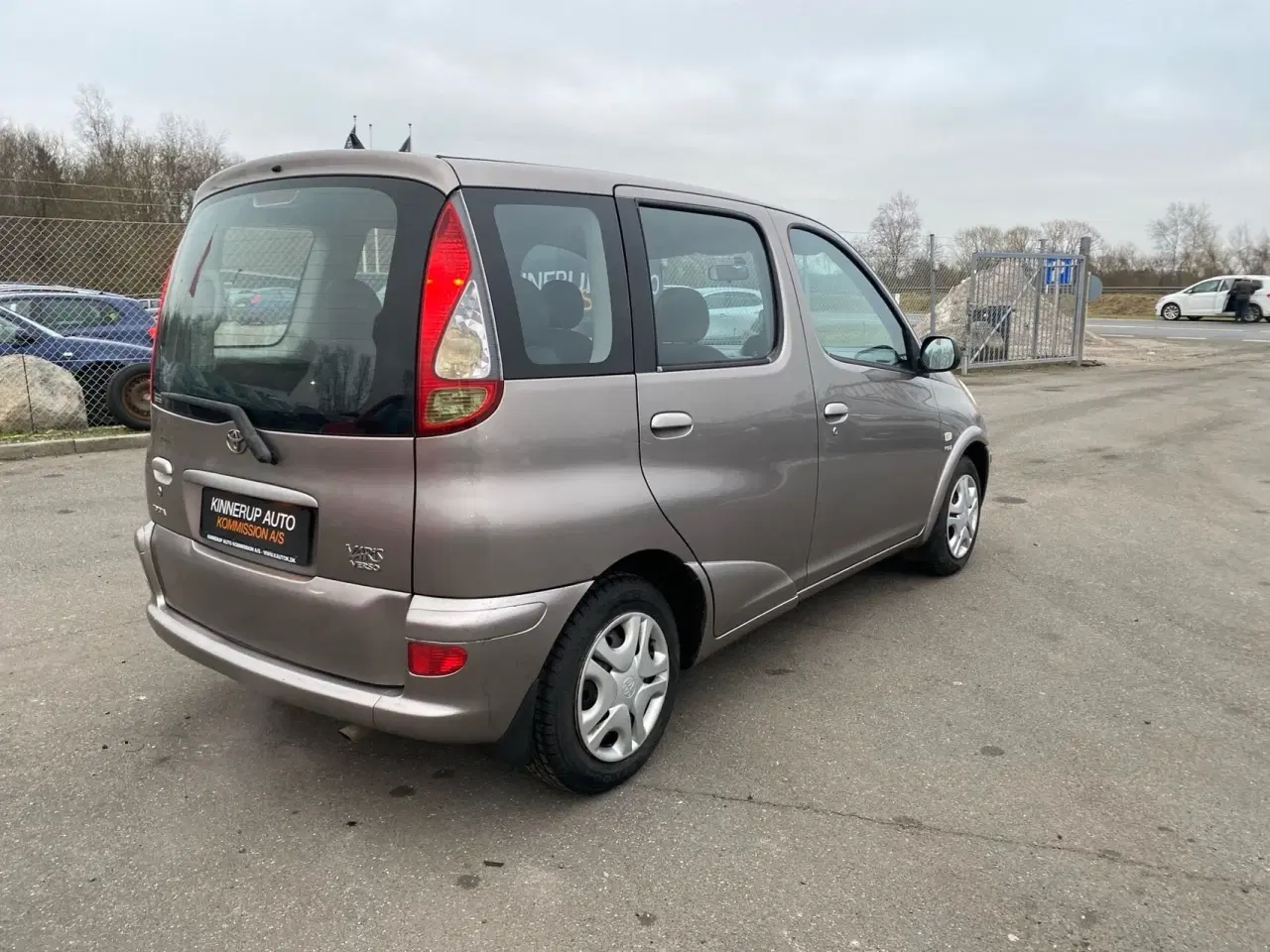 Billede 3 - Toyota Yaris Verso 1,3 Linea Sol 86HK