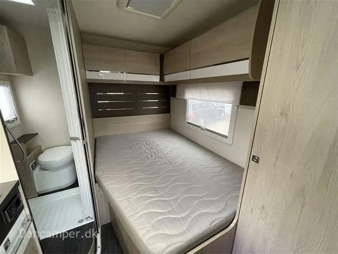 Billede 19 - 2019 - Chausson Flash 515   Anvisningsbil!  2019 model! En ejer! Under 6m. 170Hk Ford, model med fransk seng, markise og NX5-alarm. Nysynet.