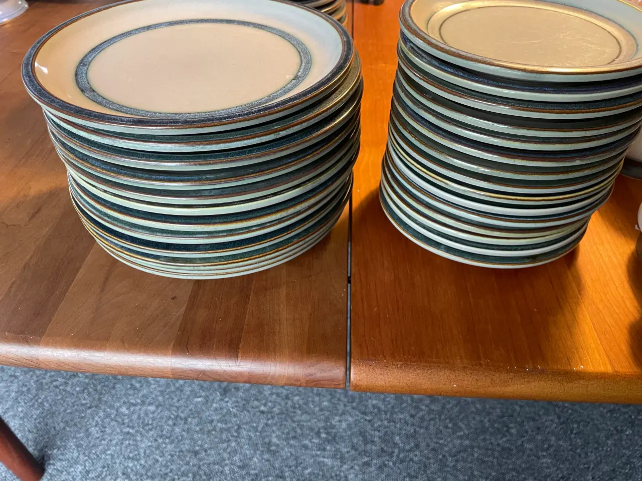 Billede 4 - Tena kaffestel og tallerkner