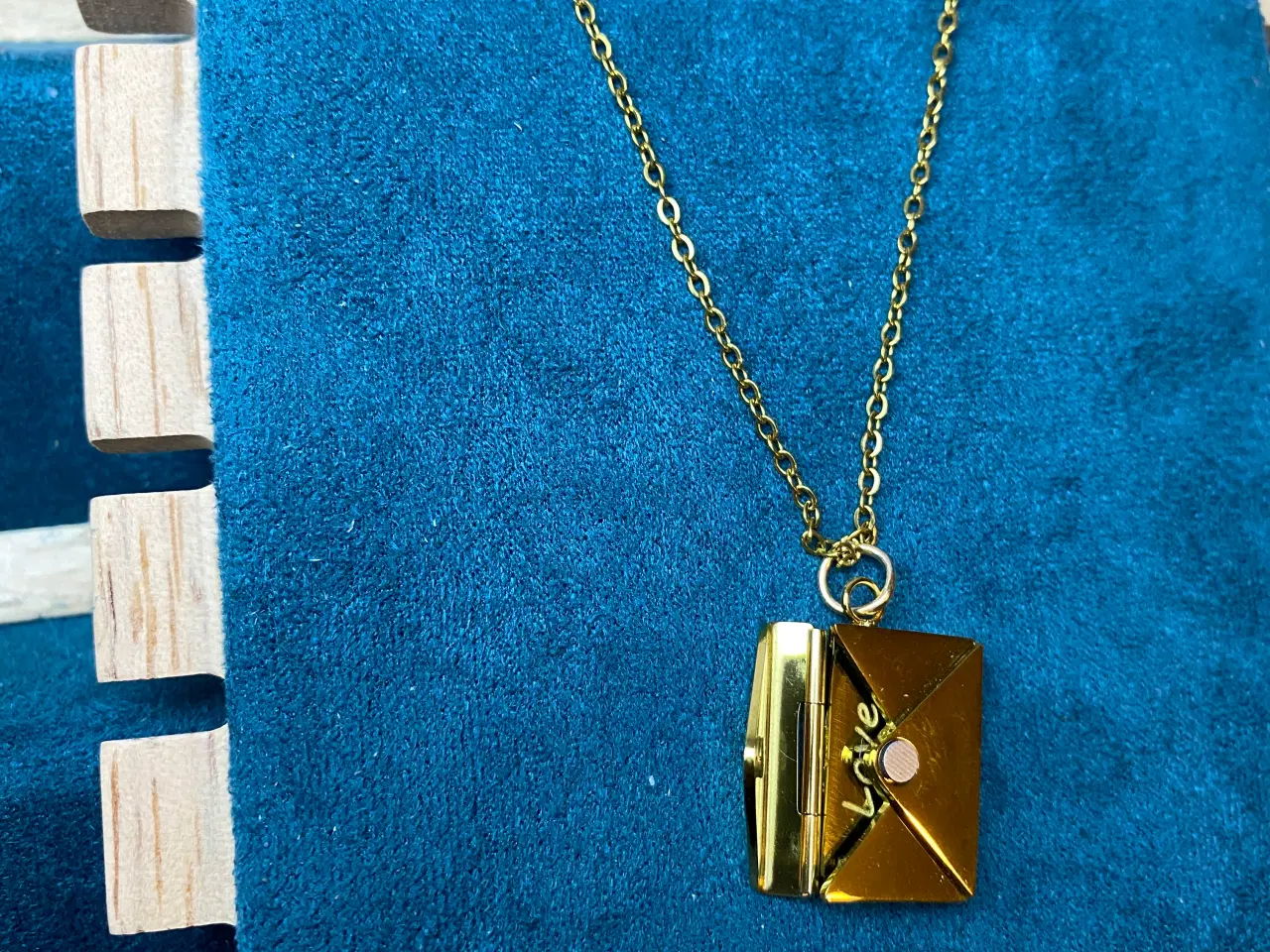 Billede 3 - Valentinsdag Gave Ide - Kuvert Halskæde med Udtage