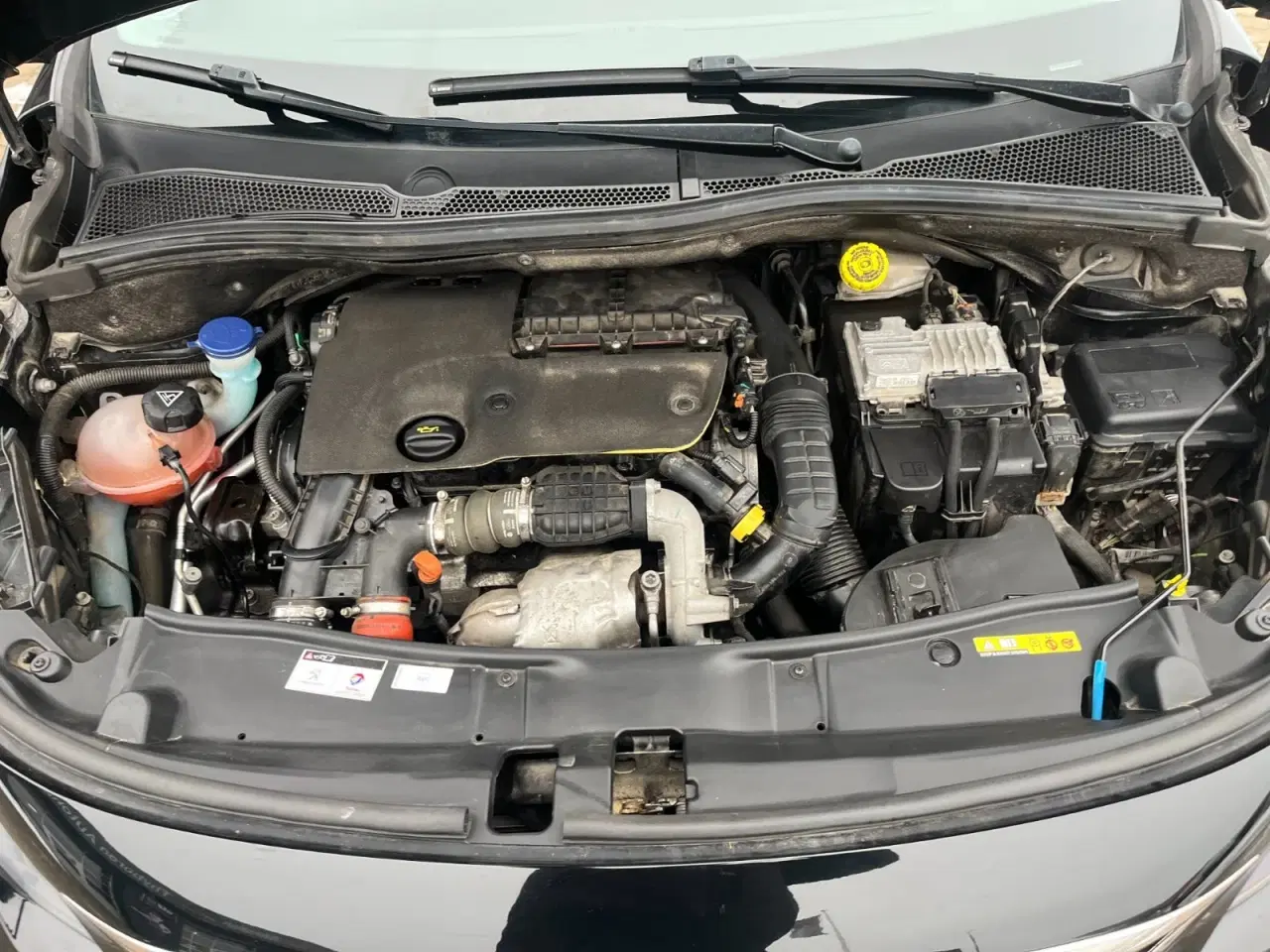 Billede 16 - Peugeot 2008 1,6 BlueHDi 100 Allure Sky