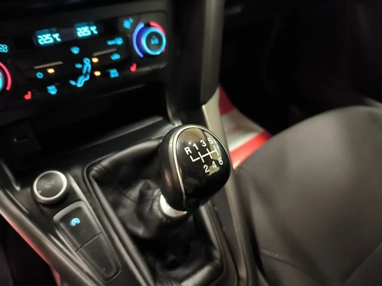 Billede 12 - Ford Focus 1,0 SCTi 125 Business stc.