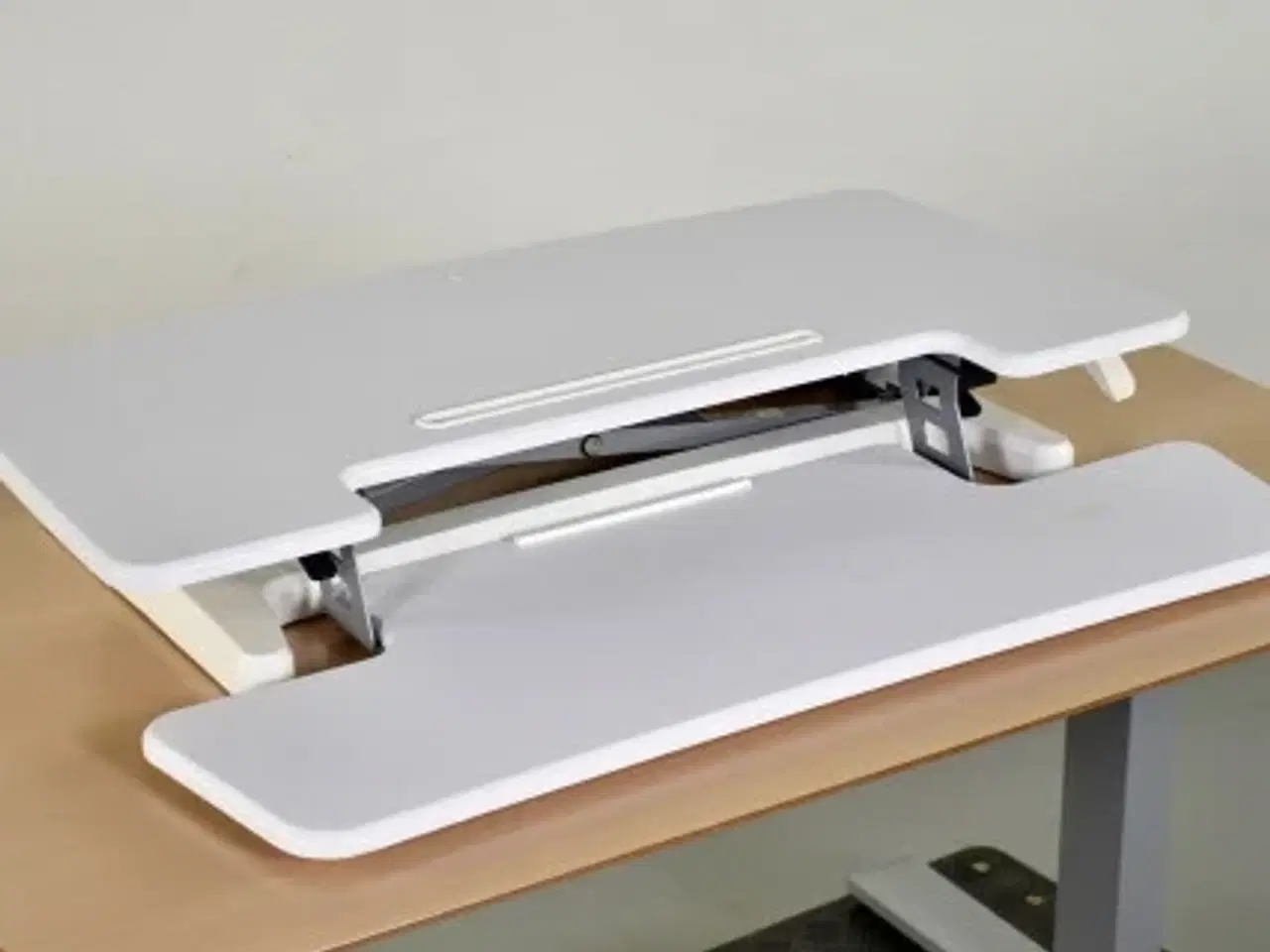 Billede 1 - Sit-stand desk riser - omdan dit bord til et hæve-/sænkebord