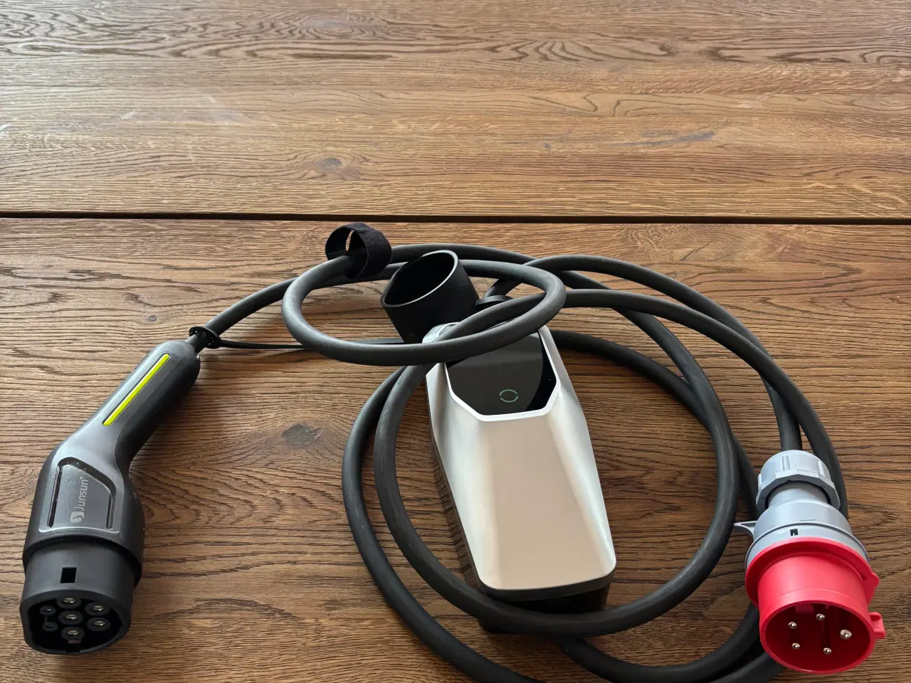 Billede 1 - Ellader til elbil, 3 faser,16a kraftstik til type2