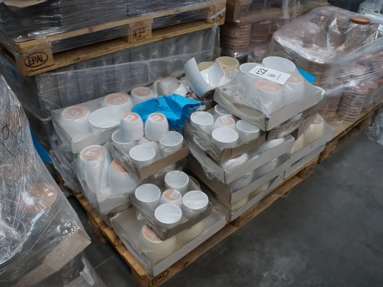 Billede 1 - Palle med diverse potter