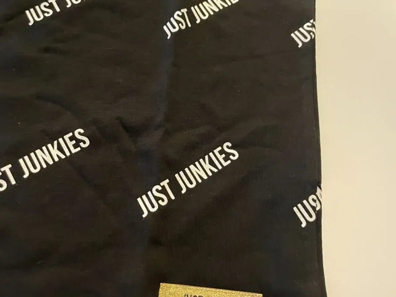 Billede 2 - Just Junkies T-shirt