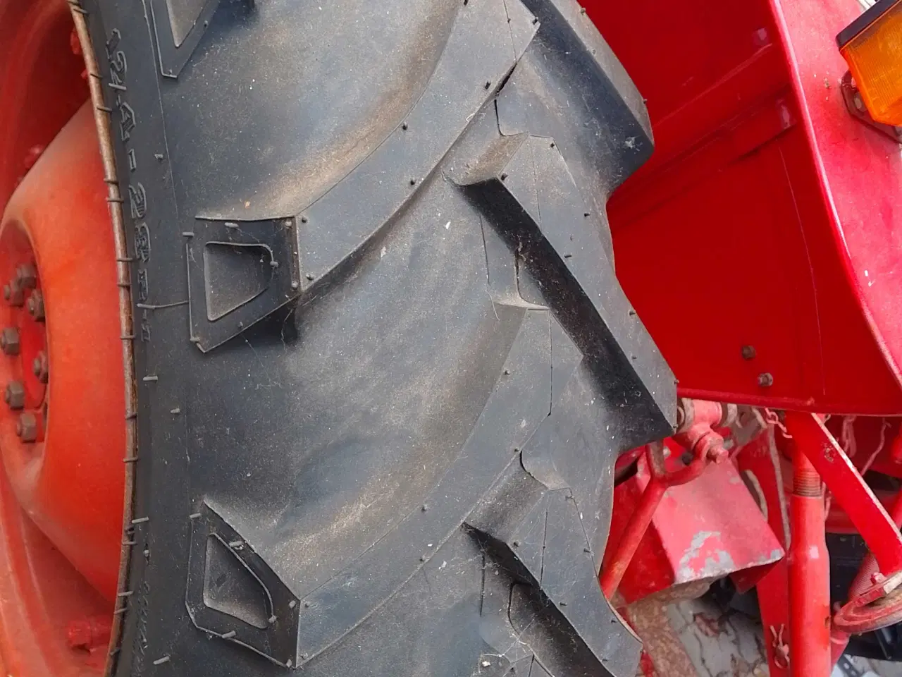 Billede 4 - Ih 275 4 cylinder Benzin 