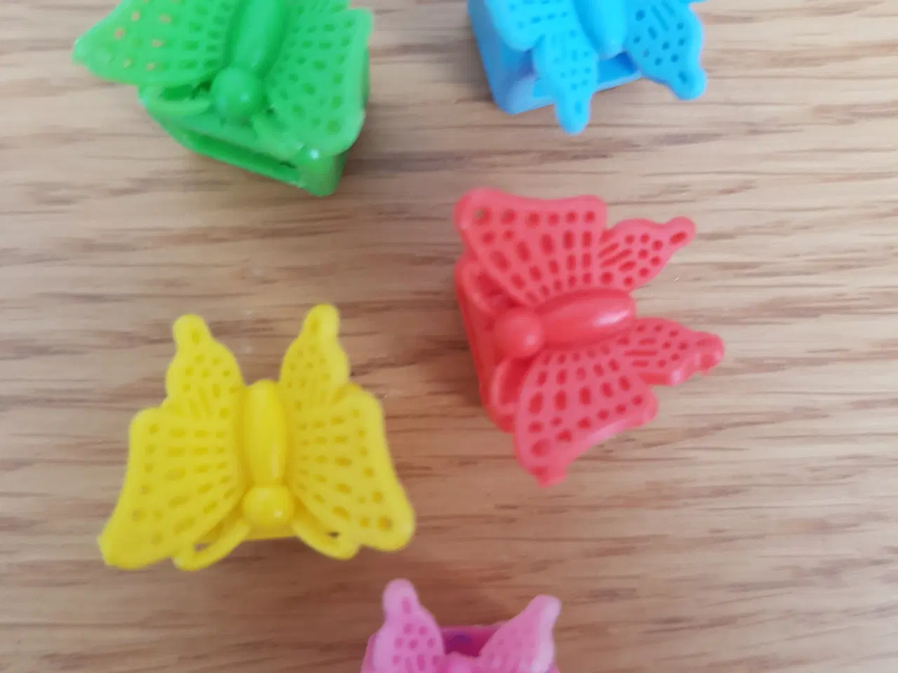 Billede 5 - Hårspænder, sommerfugle, 6 stk.