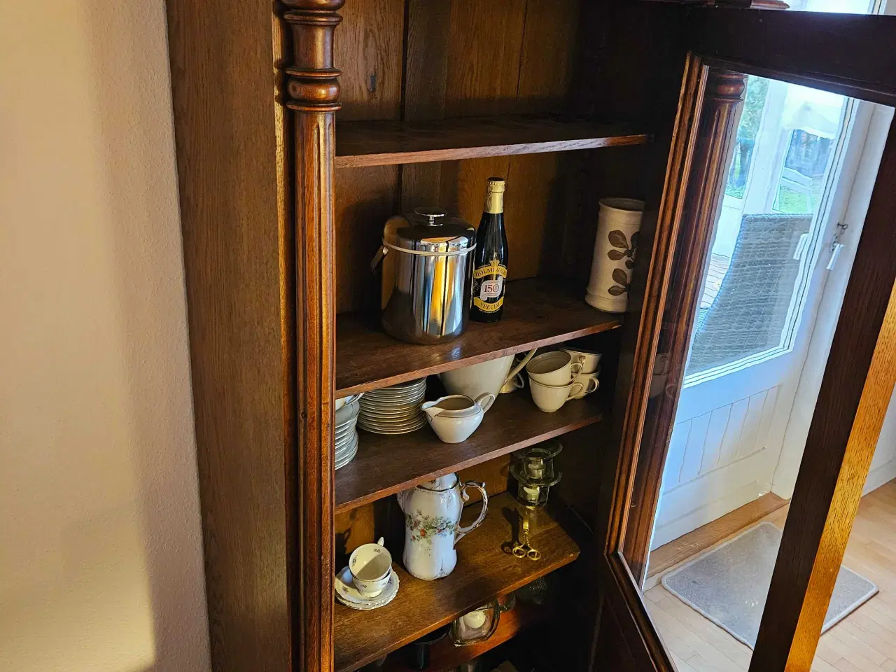 Billede 2 - Fint antikt bogskab