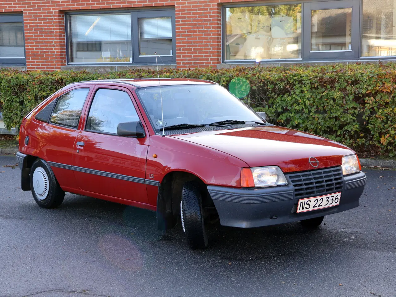 Billede 1 - Opel Kadett Cc E 1,3S årg 89 m/plader NS22336