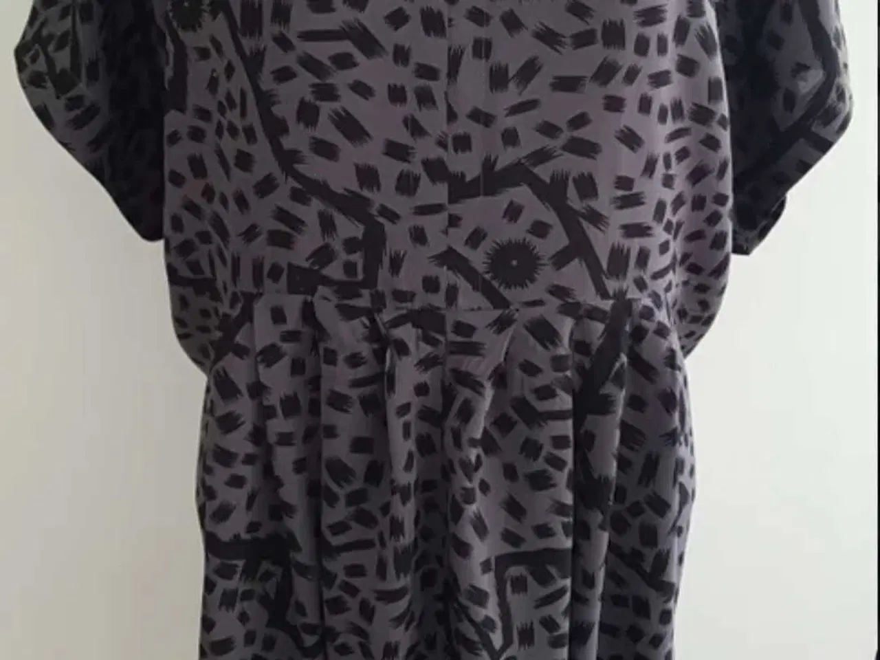 Billede 2 - Ny Nümph kjole str. 36