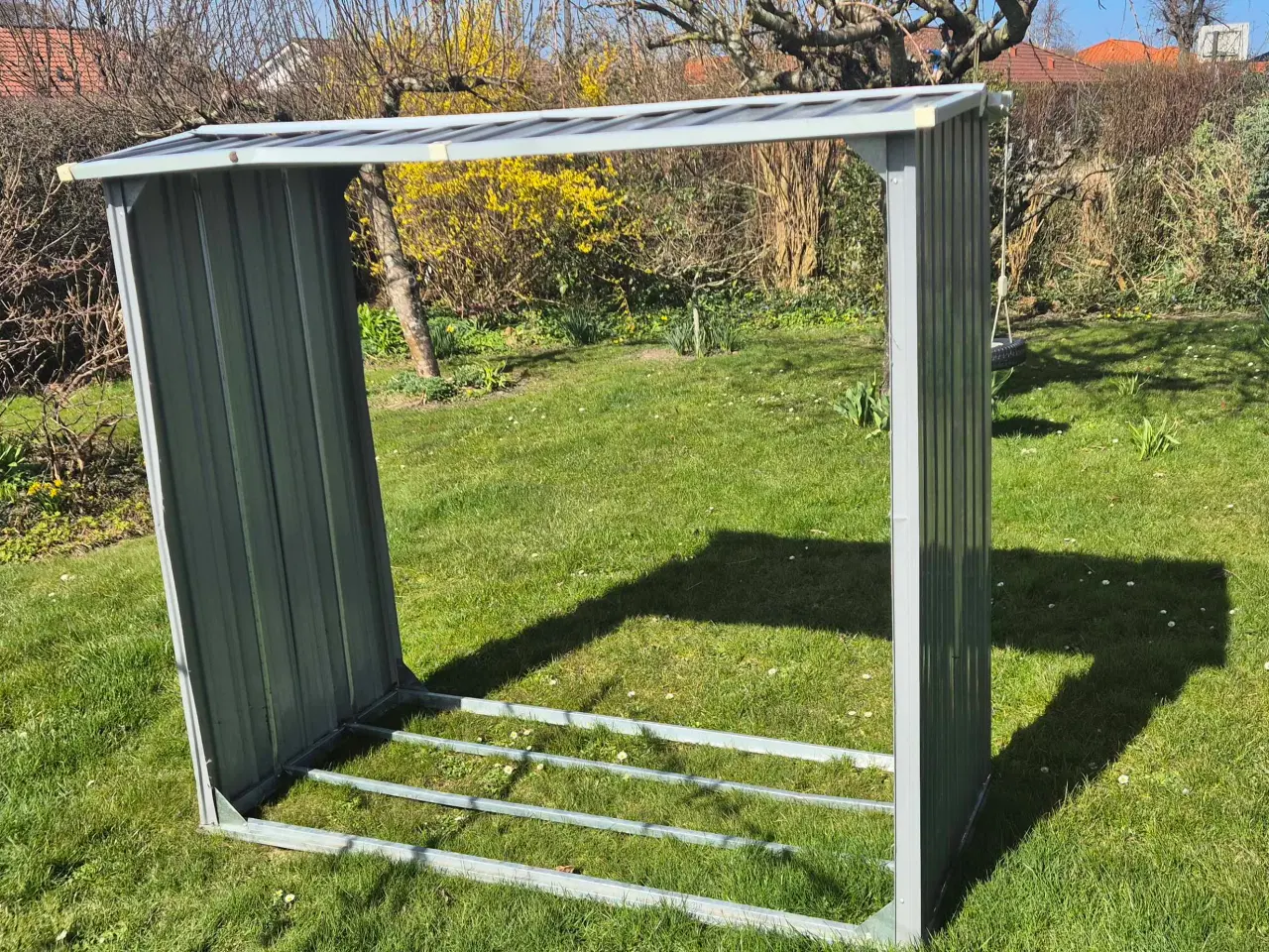 Billede 2 - Brænd skur