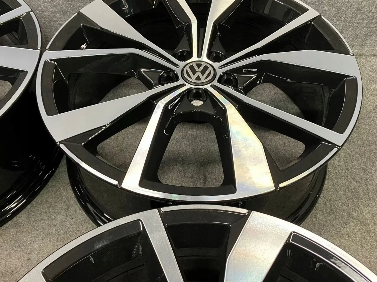 Billede 3 - ALUFÆLGE VW TAIGO 2G7 T-CROSS C11 MISANO 18"