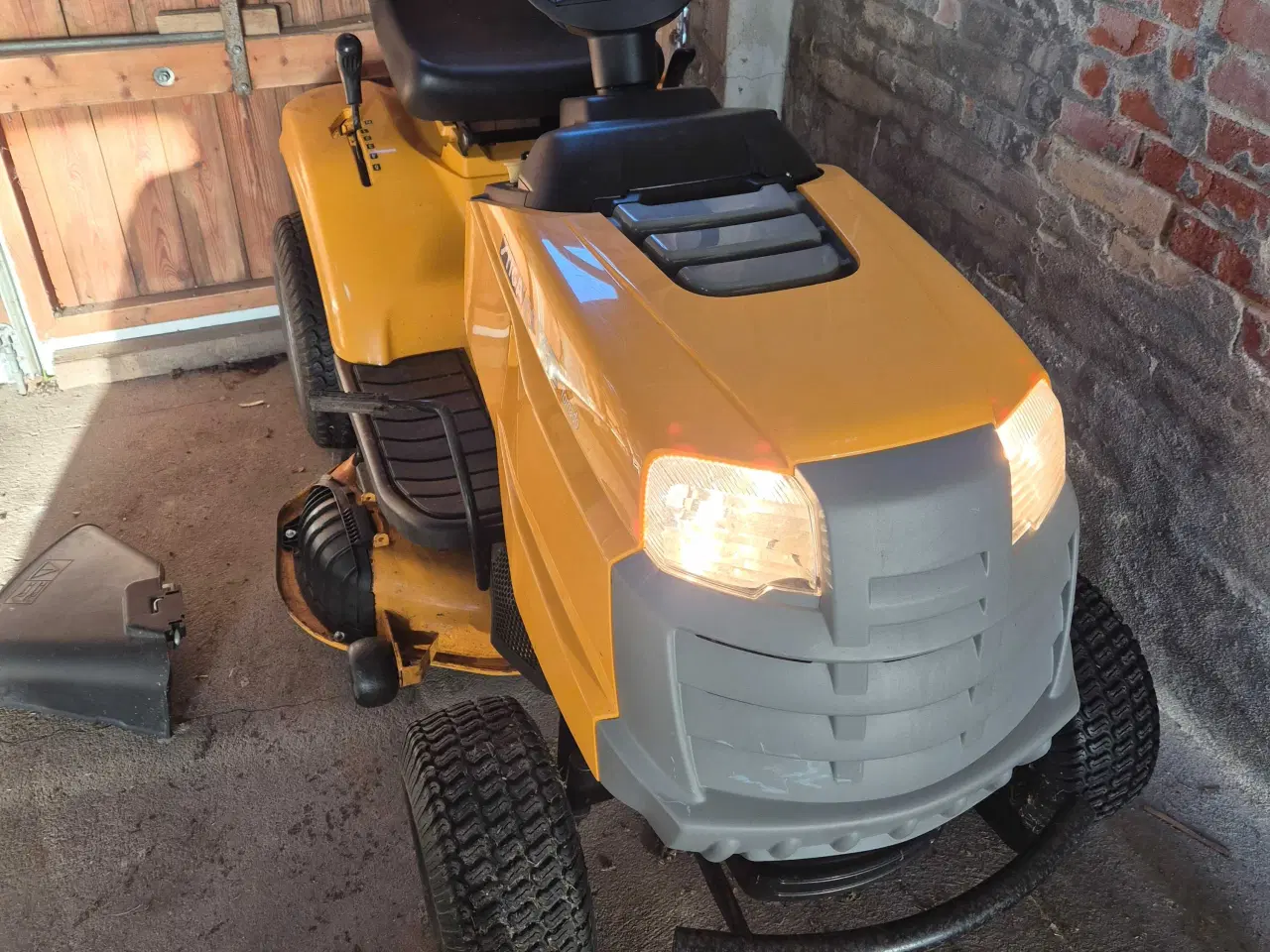 Billede 2 - Stiga ESTATE Tornado