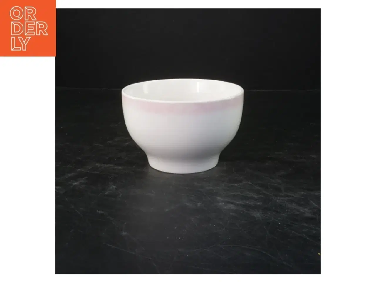 Billede 1 - Hvid keramisk skål (str. 9x13,5 cm)