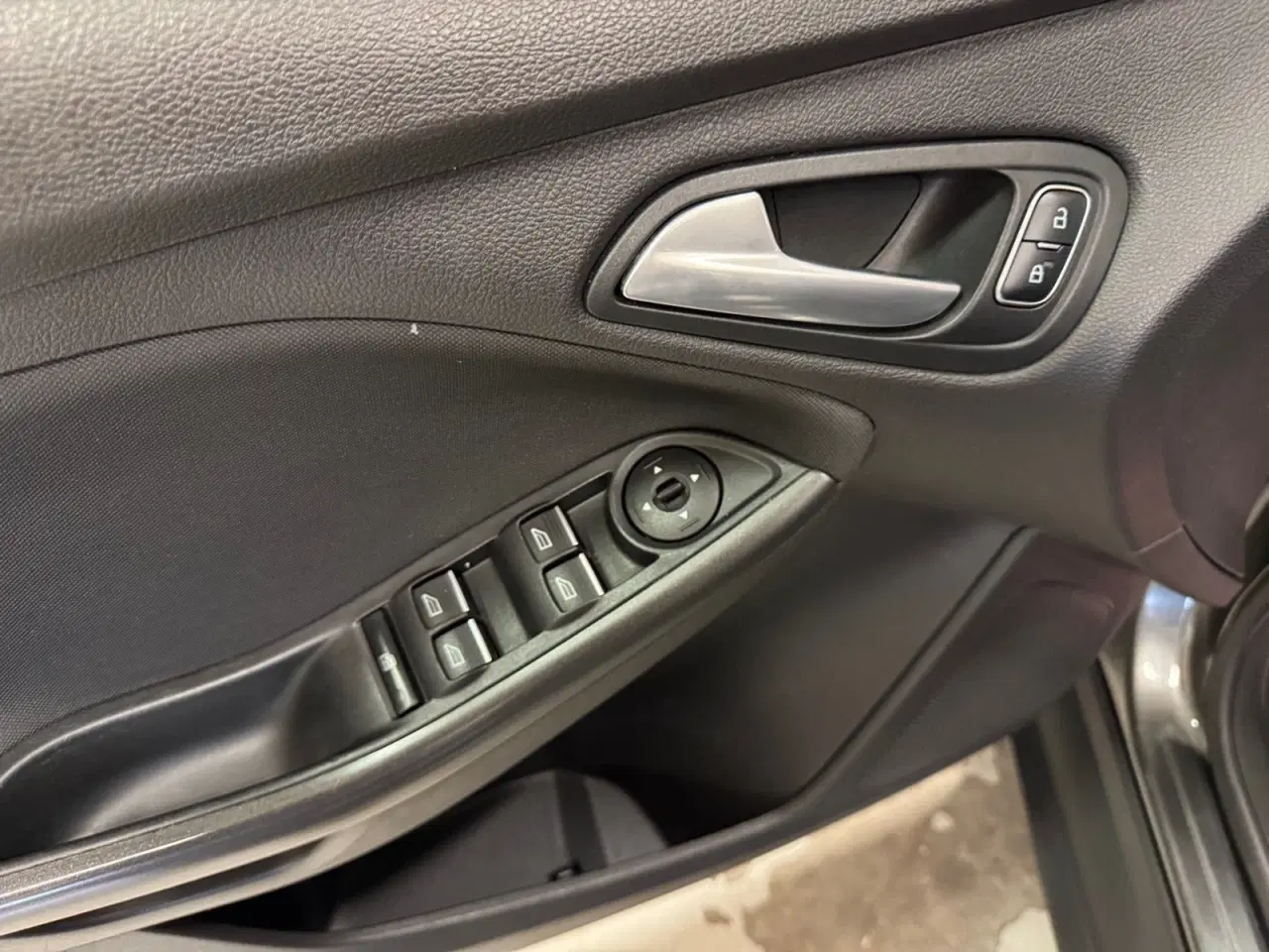 Billede 12 - Ford Focus 1,0 SCTi 125 Business stc.