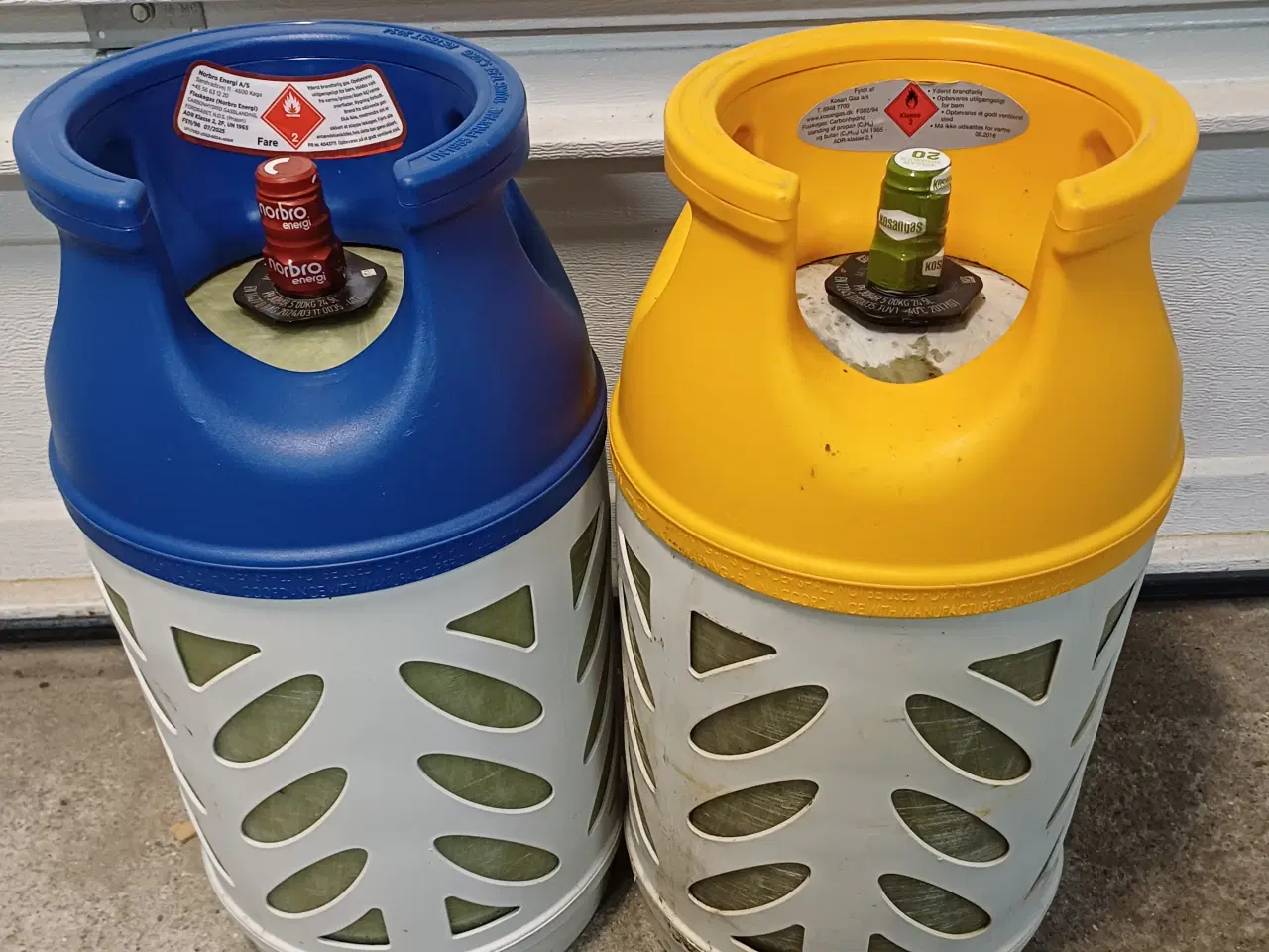 Billede 2 - Letvægt gasflaske 10 kg fyldt og plomberet