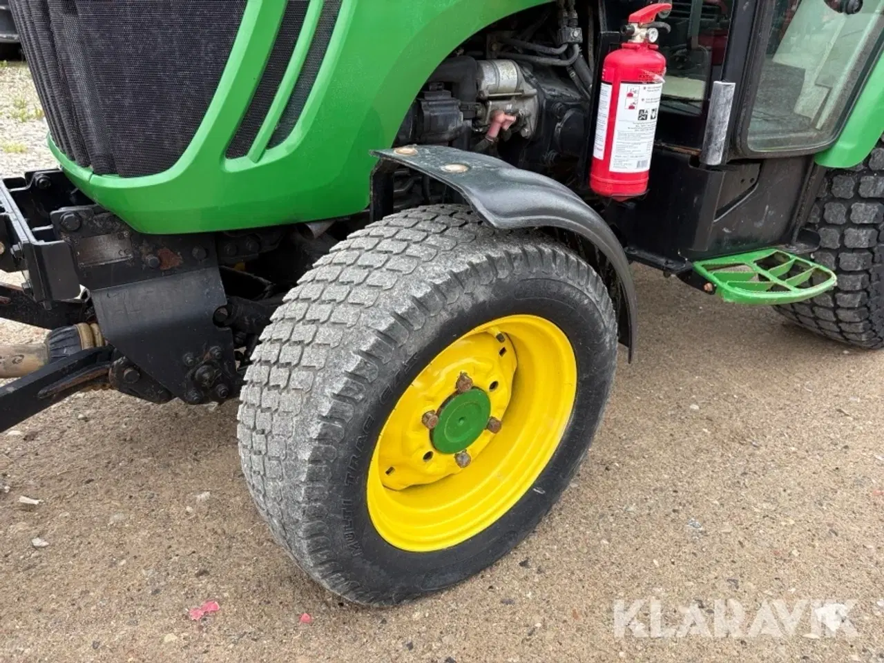 Billede 11 - Traktor John Deere 3720 med kost