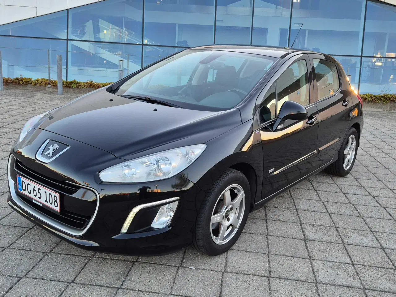 Billede 1 - Peugeot 308 pæn og velholdt økonomisk partikelfilt
