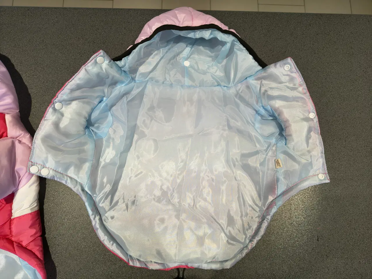 Billede 4 - Nye hundejakker, super lette