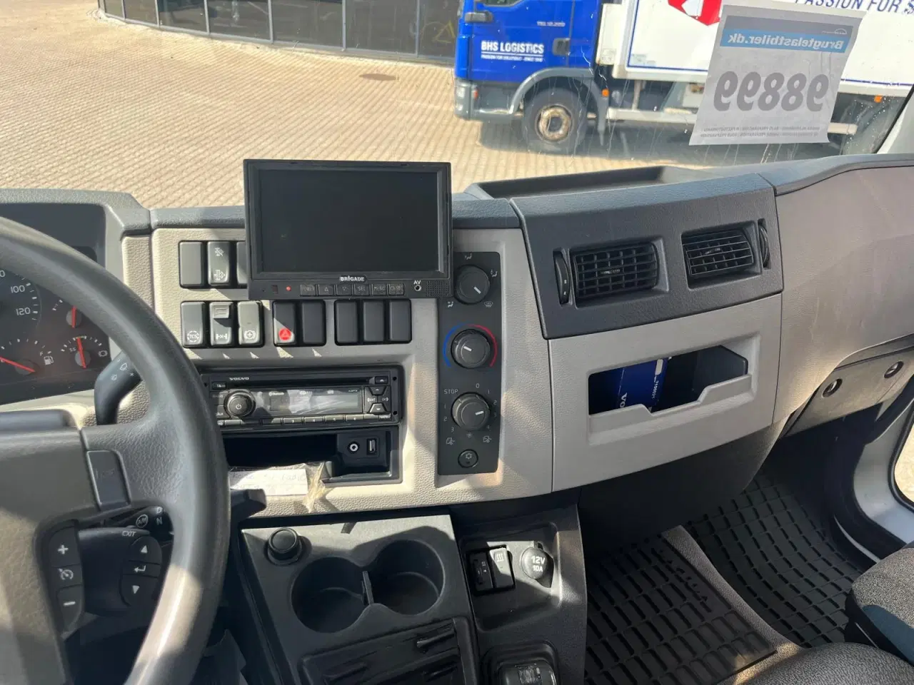Billede 5 - Volvo FL210, Lukket kasse