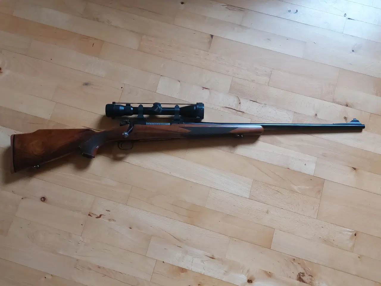 Billede 3 - Winchester 300 magnum med Jaguar kikkert 4-9.  