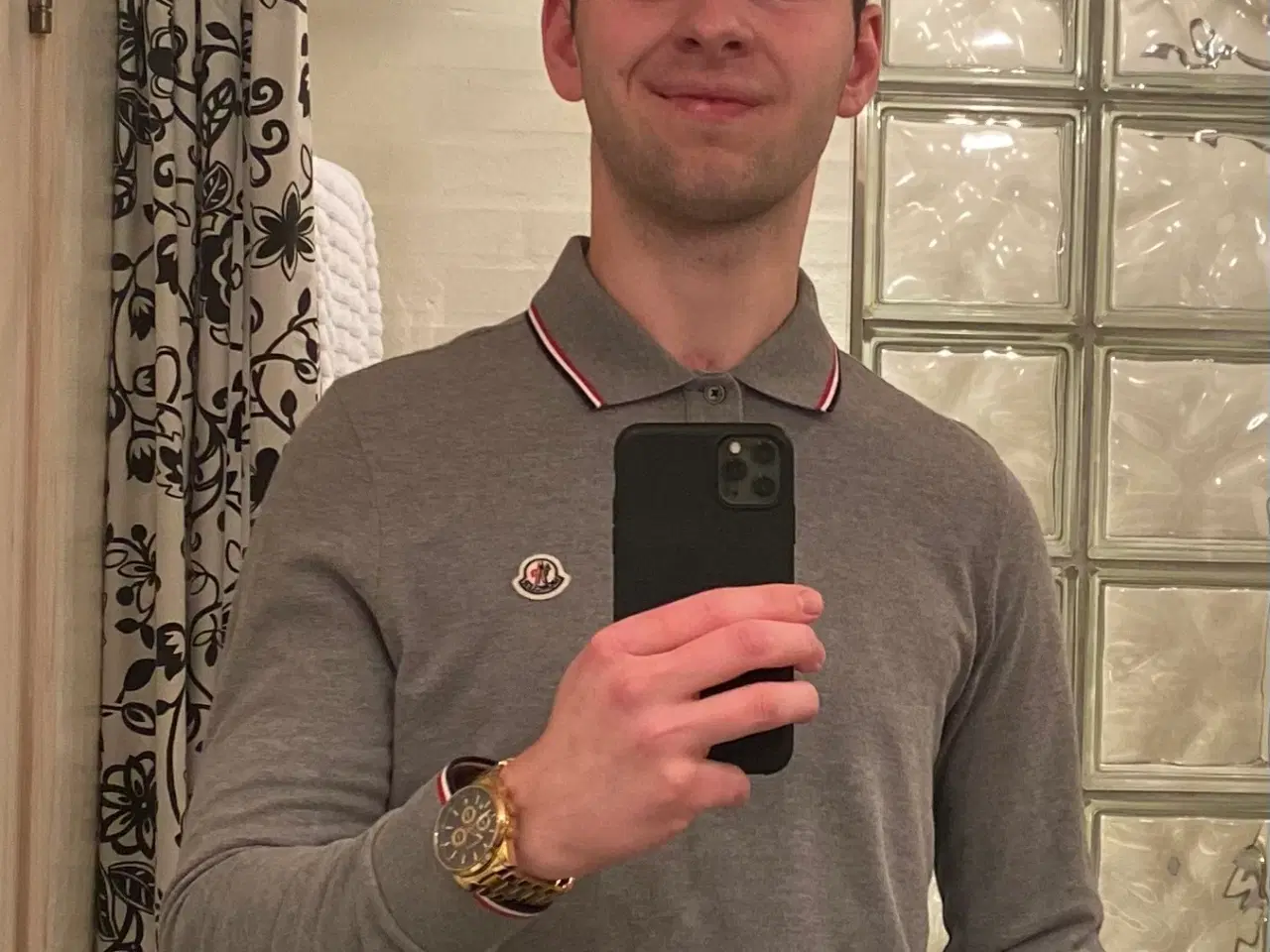 Billede 1 - ENORMT FIN Moncler Polo