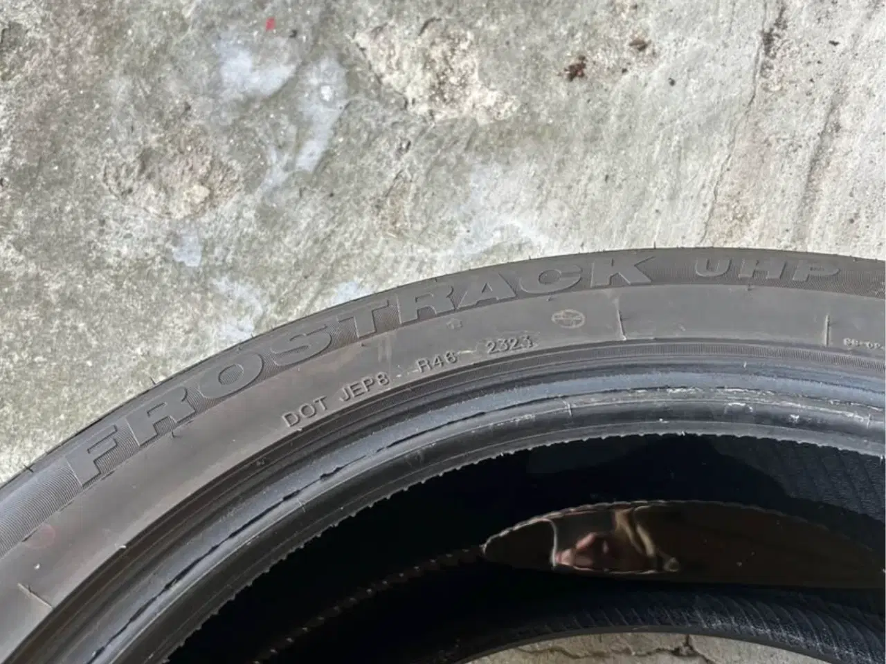 Billede 3 - Minerva vinterdæk sælges 235/50r19