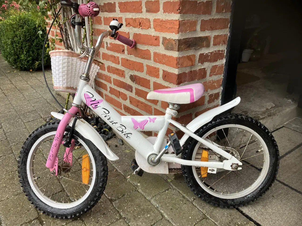 Billede 1 - Cykler, cykelhjelme, løbescooter, trækvogn