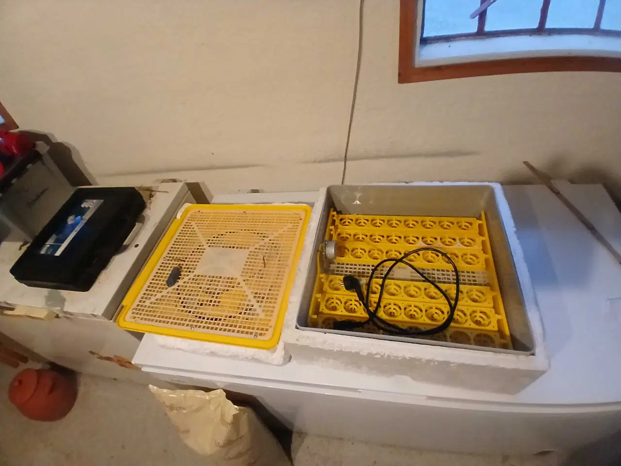 Billede 1 - Rugemaskine til 48 æg