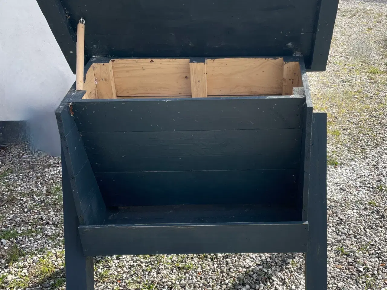 Billede 3 - Foderautomat til vildtpleje.