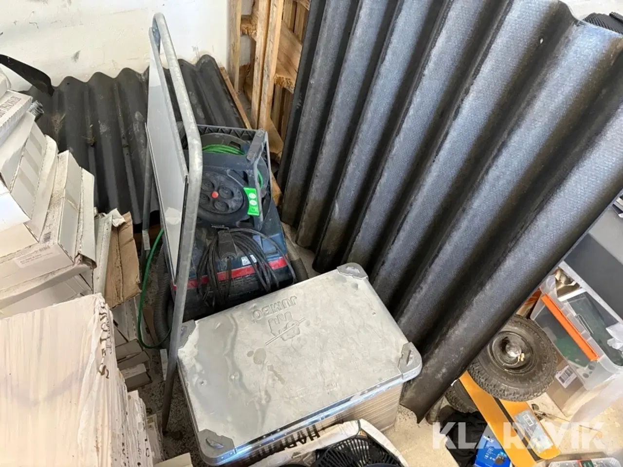 Billede 9 - Lot med materialer og udstyr fra tømrer
