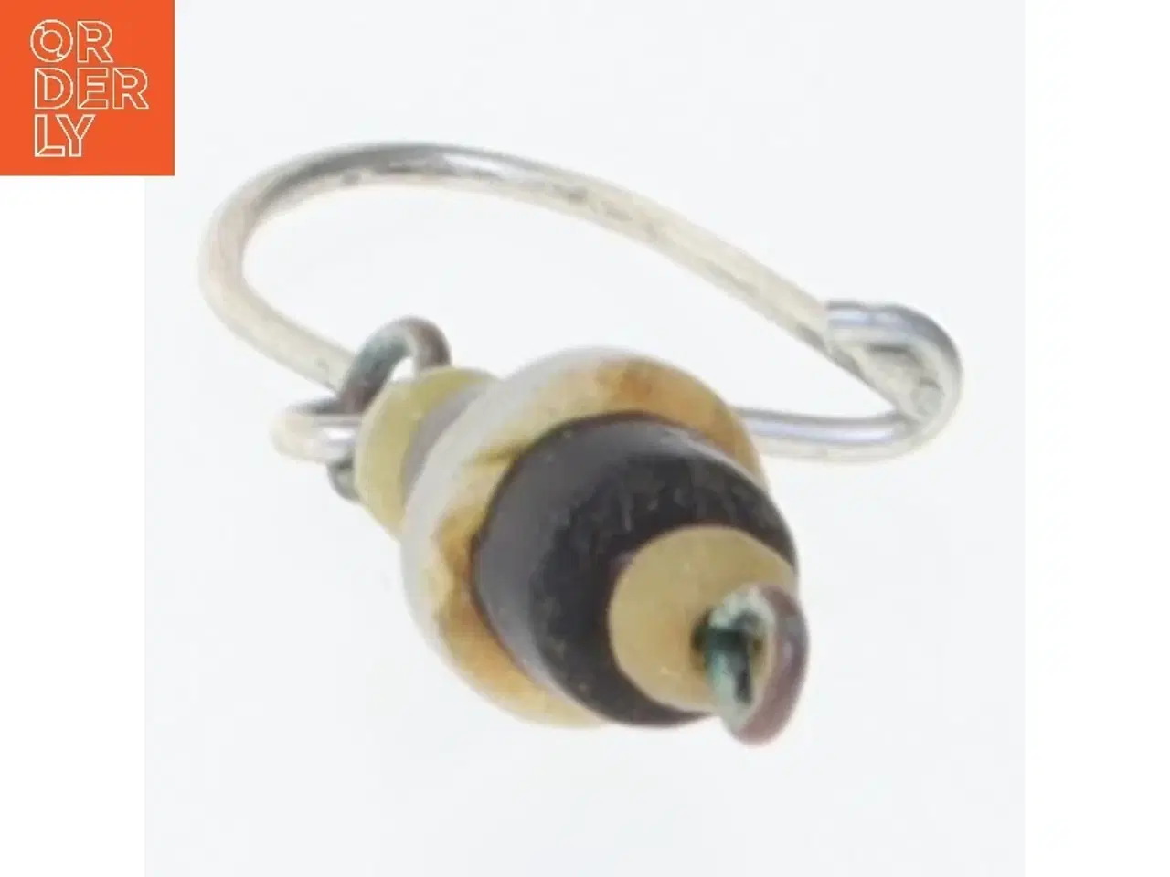 Billede 2 - Ørering med perler (str. 2,5 cm)