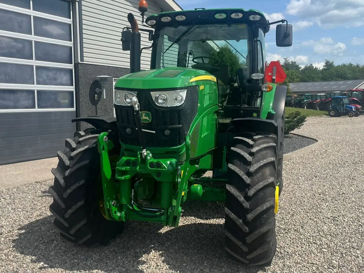 Billede 10 - John Deere 6135R Krybegear, frontlift, TLS Affjedret foraksel og affjedret kabine
