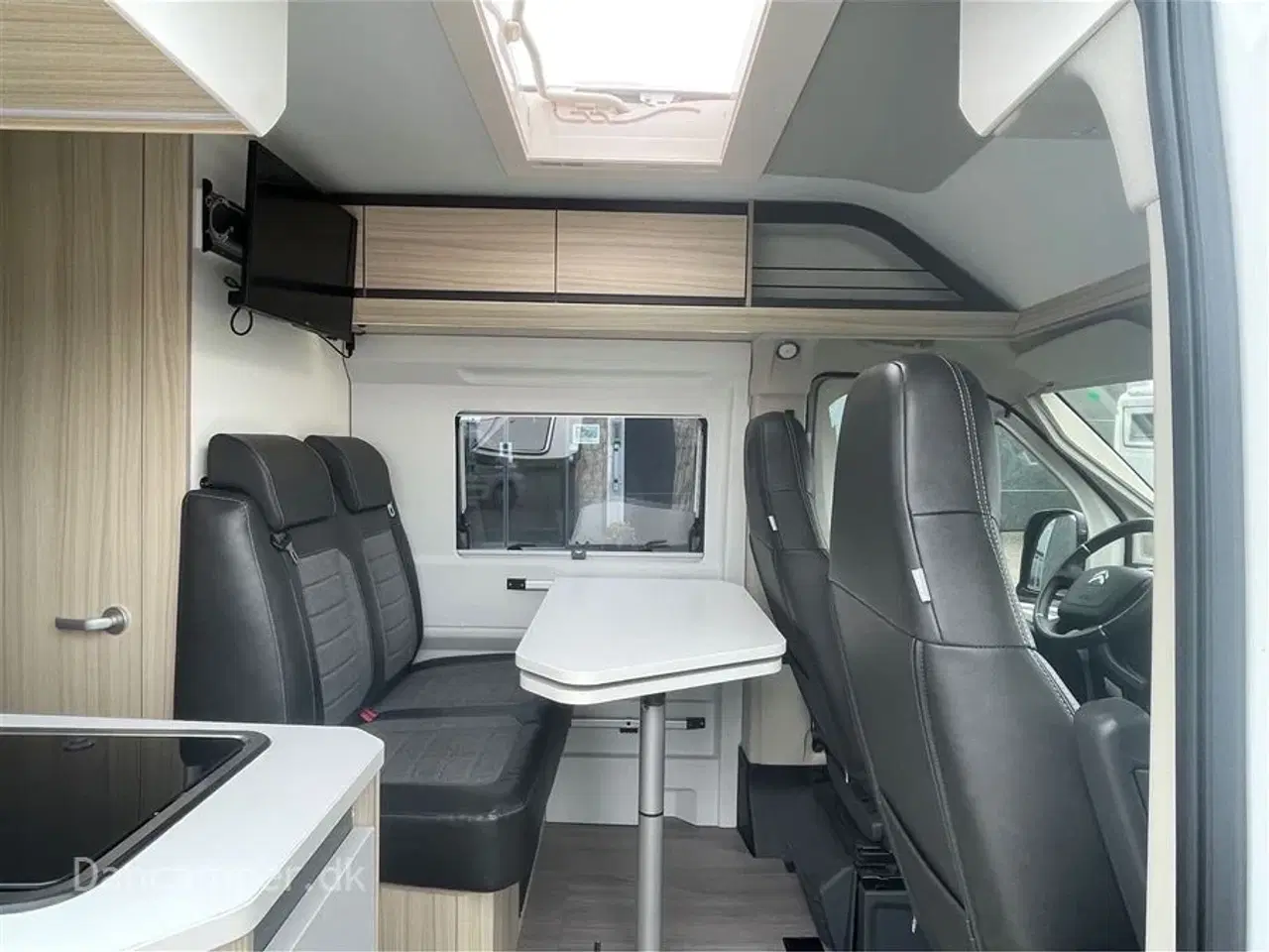 Billede 8 - 2023 - Adria Twin Axess 600 SP Kort og rummelig campervan kun kørt få km