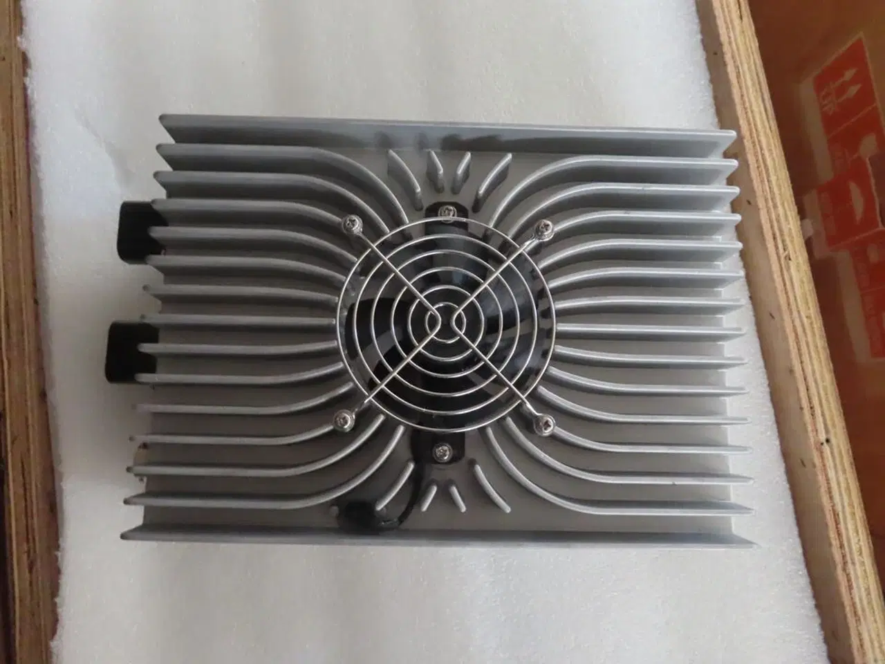 Billede 2 - Lithium ion batterioplader DILONG