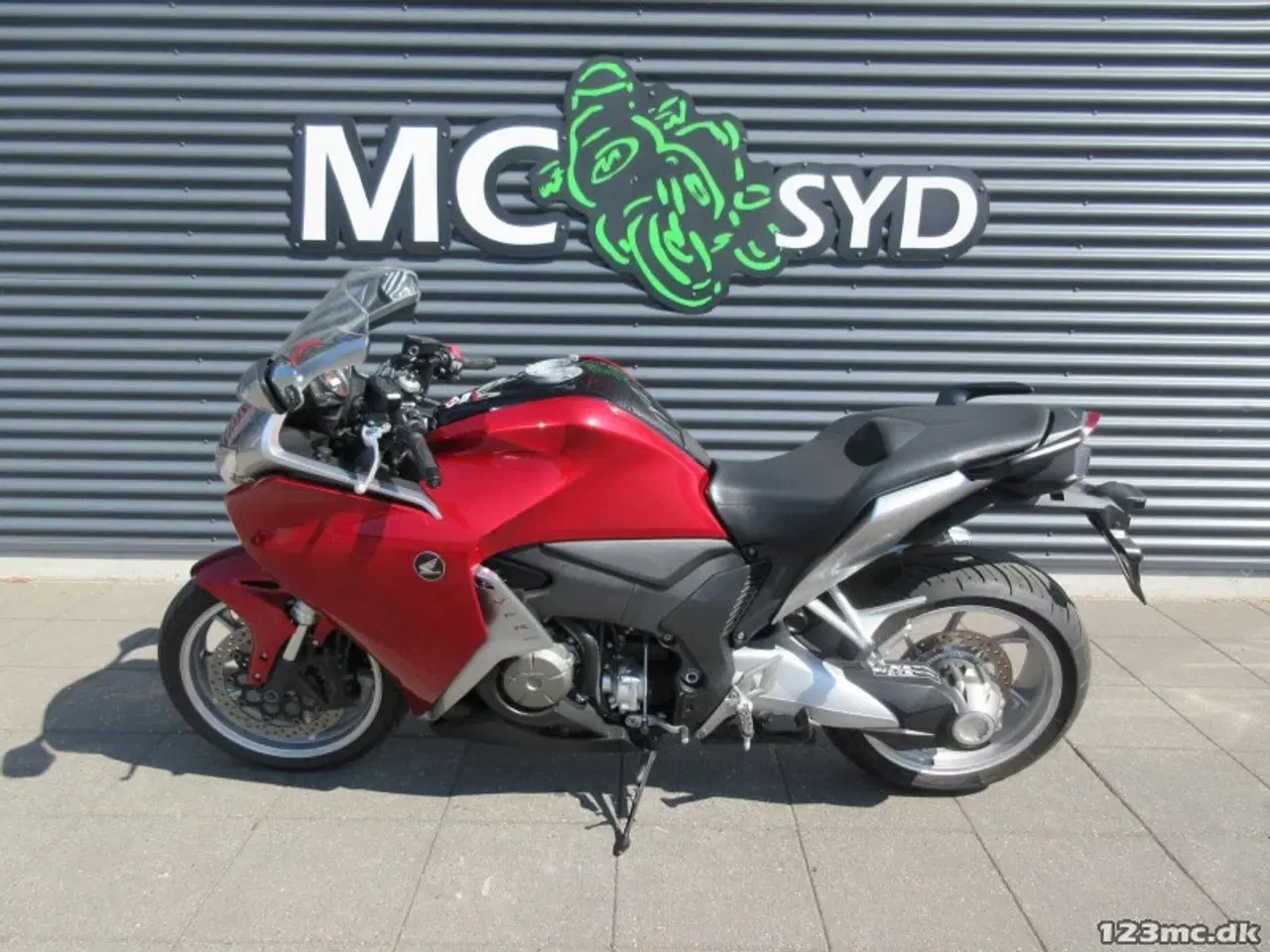 Billede 16 - Honda VFR 1200 F MC-SYD BYTTER GERNE