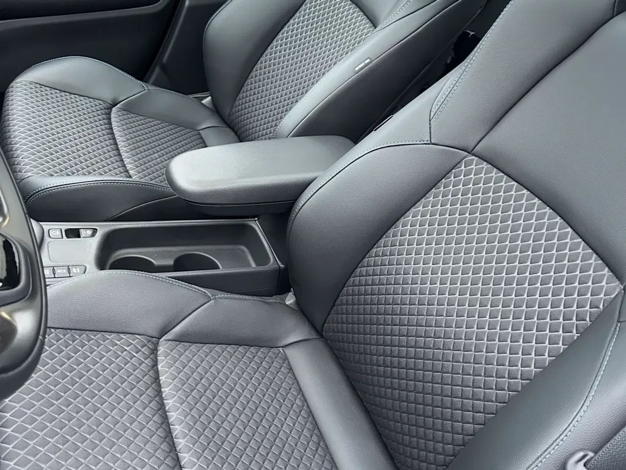 Billede 9 - Toyota Yaris 1,5 Hybrid Premier Edition e-CVT 5d