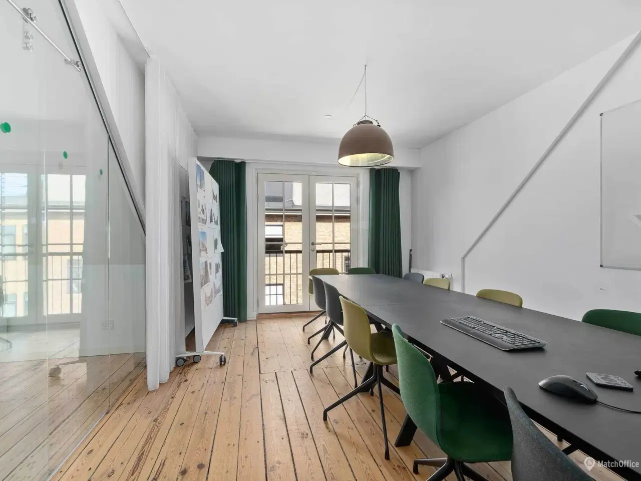 Billede 8 - Kontorlejemål i karakteristisk ejendom på Islands Brygge – tæt på Islands Brygge metrostation.