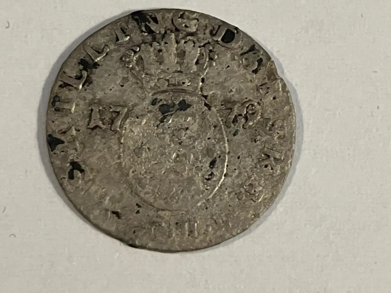 Billede 1 - 2 Skilling 1779 - Dårlig stand