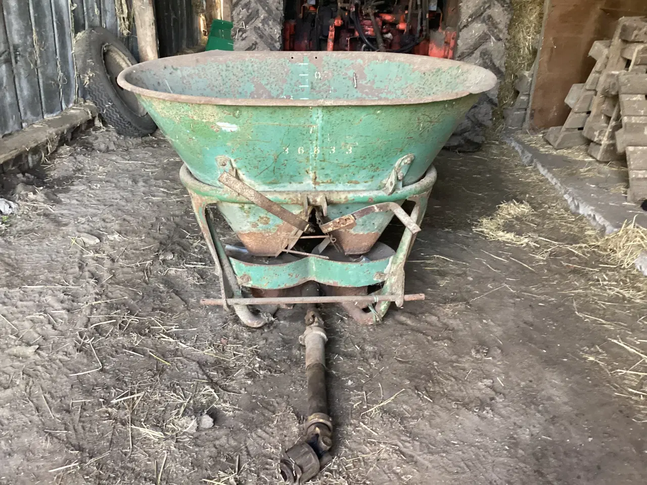 Billede 1 - Amazone gødningsspreder