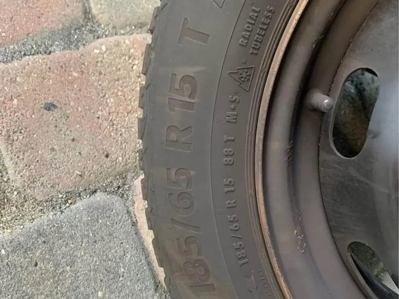 Billede 3 - Continental vinterdæk 185/65 R15