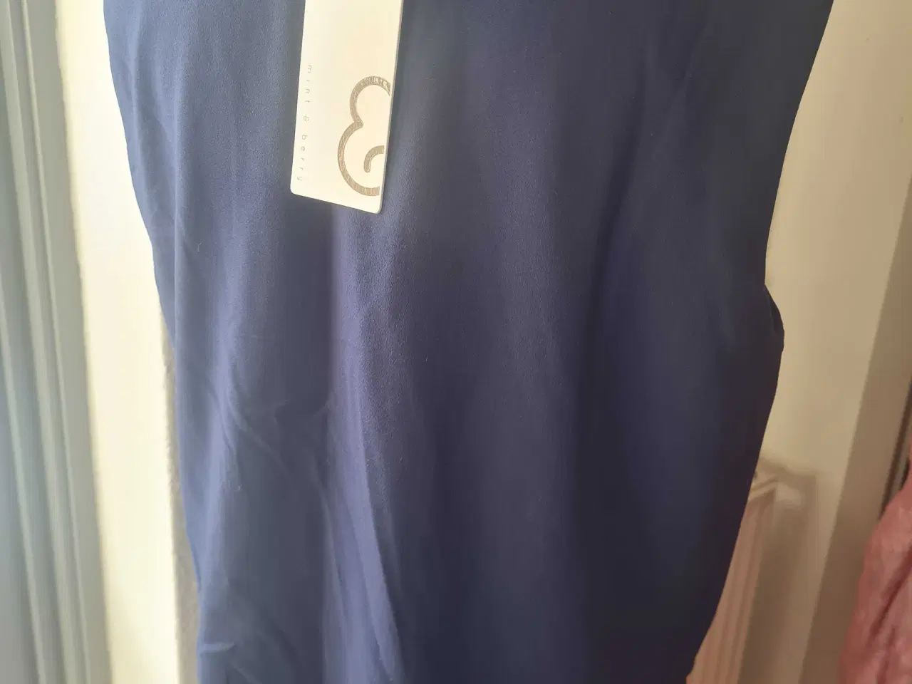 Billede 12 - Ny kjole str XL fra Mint & Berry 