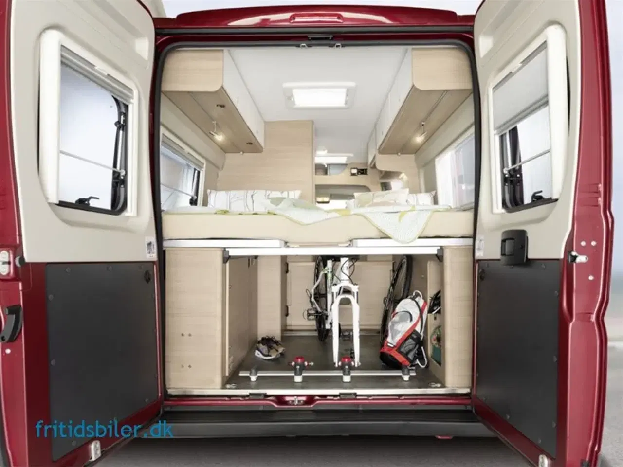 Billede 2 - 2024 - RoadCar R 640 140 Hk   Fritidsbil på 6,40 meter med enkeltsenge