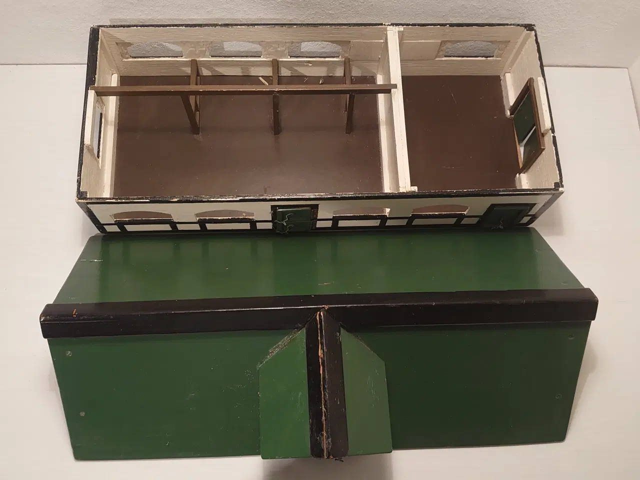 Billede 6 - Sjælden gammel gård med aft.tag og fine detaljer