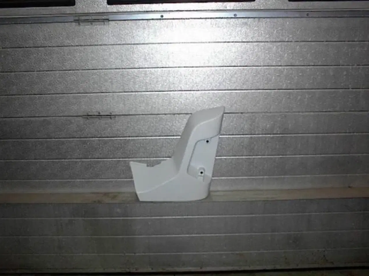 Billede 1 - Plast afdækning ved håntag