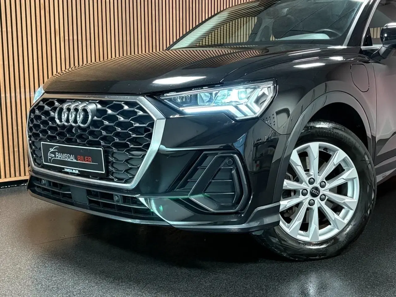 Billede 2 - Audi Q3 45 TFSi e Attitude plus Sportback S-tr.