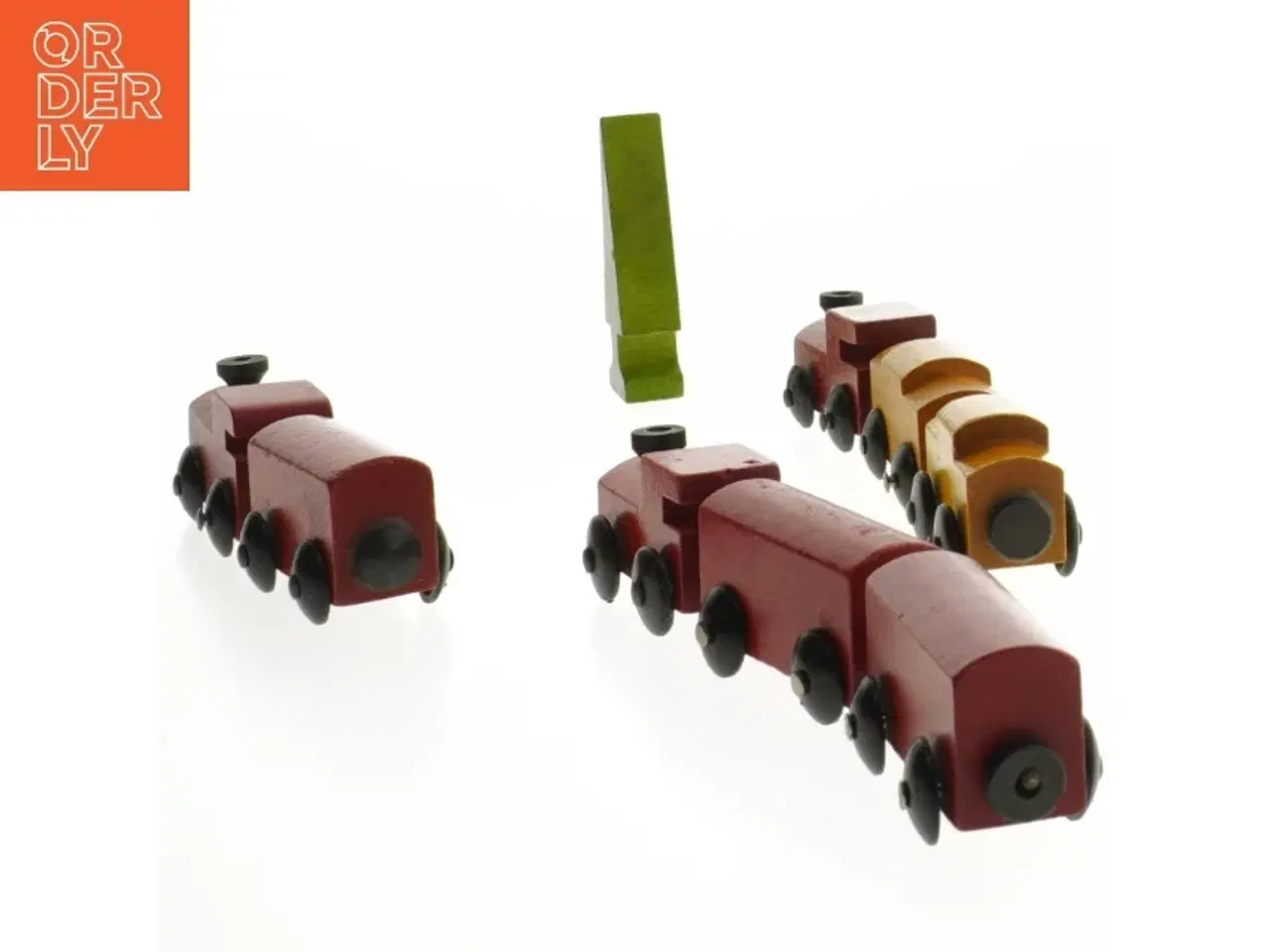 Billede 2 - Træ legetøjstog med træer (str. 8 cm)