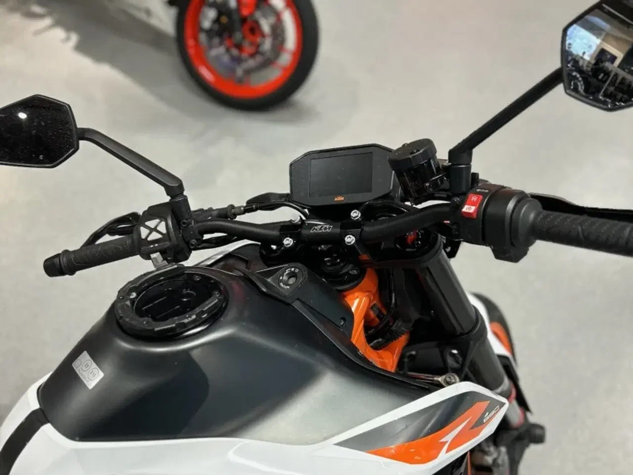 Billede 17 - KTM 890 Duke R
